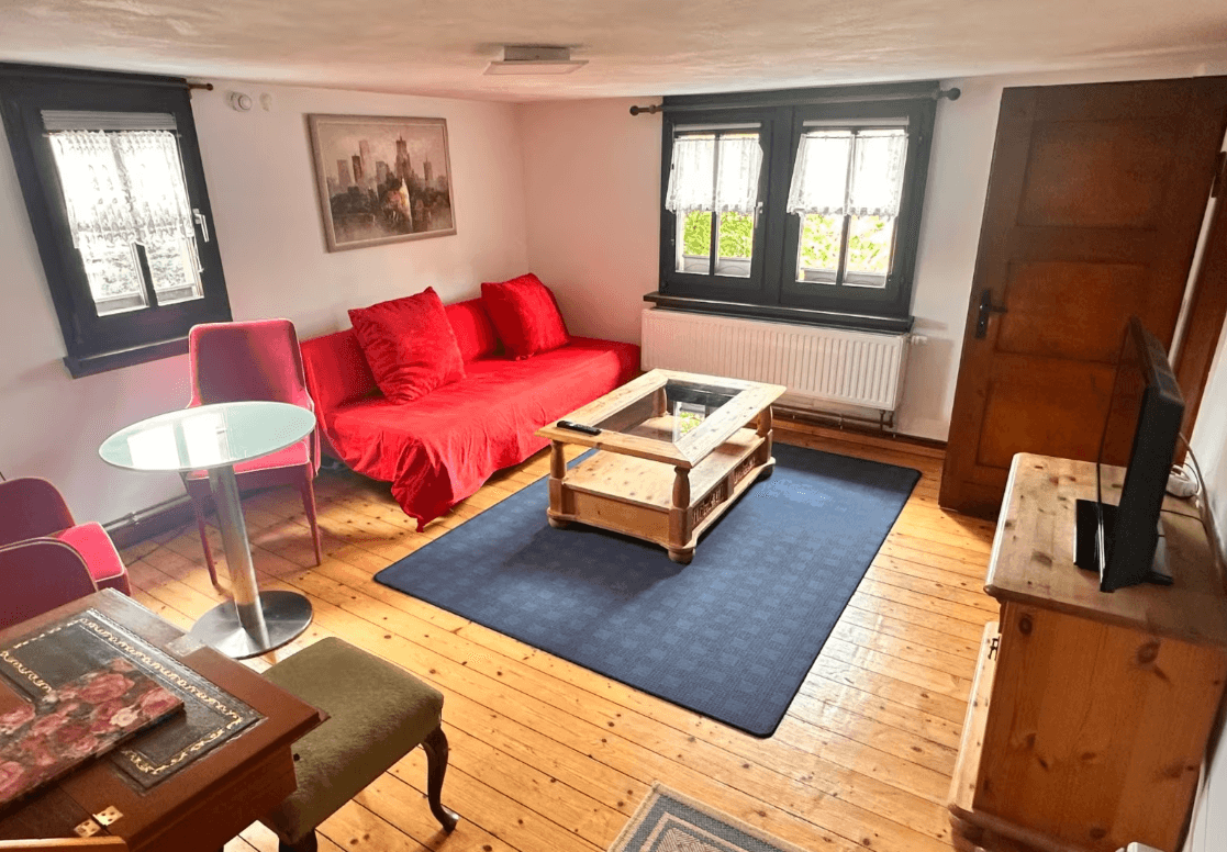 Wohnzimmer (OG) – Foto 1